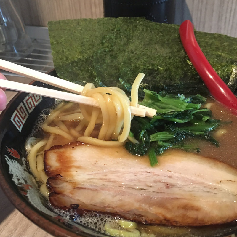 豚骨醤油らーめん(ばりき家 )