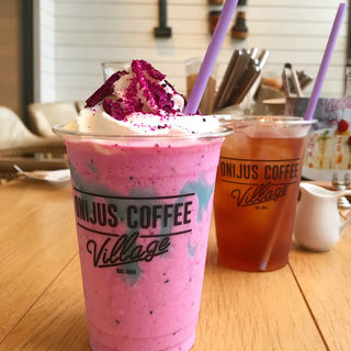 オニコーンシェイク(オニジャス コーヒー ヴィレッジ)