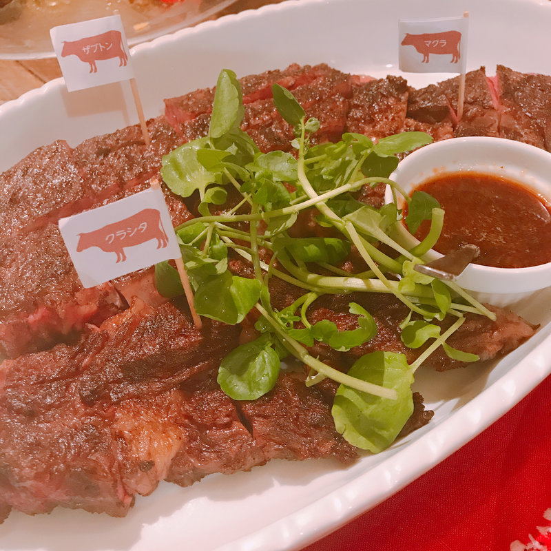 大判一枚肉グリル チャックアイロール（肩ロース）(グリルド エイジング・ビーフ )