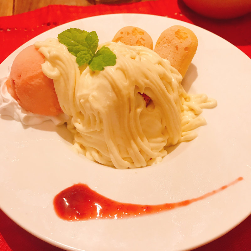 栗とチョコケーキのモンブラン(グリルド エイジング・ビーフ )