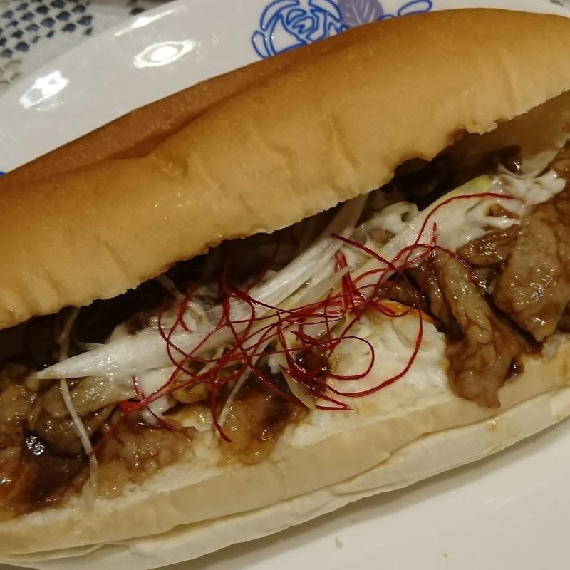 網焼き牛カルビ(盛岡製パン 狛江店)