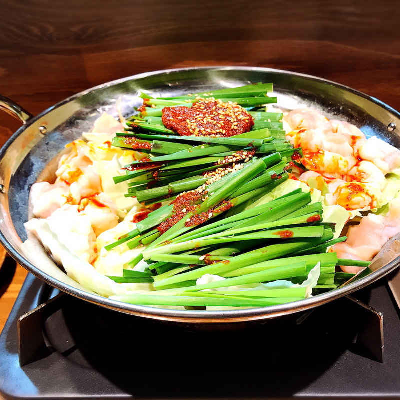 特製旨辛もつ鍋（赤）(もつ焼き勝利はなれ)