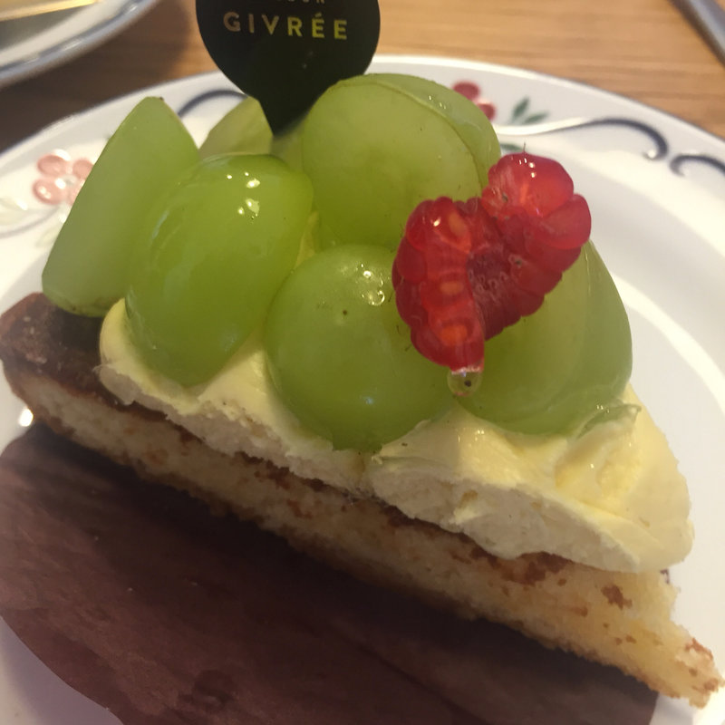 タルトシャインマスカット(メゾン ジブレー)