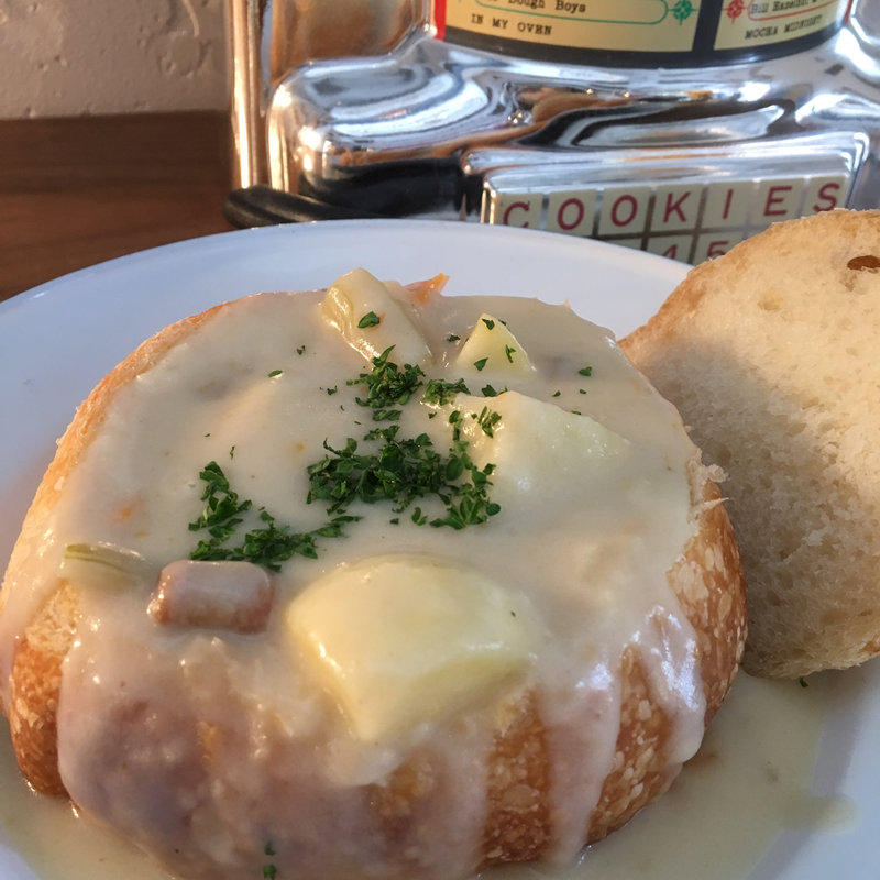 ニューイングランドクラムチャウダー(Crossroad BAKERY(クロスロードベーカリー))