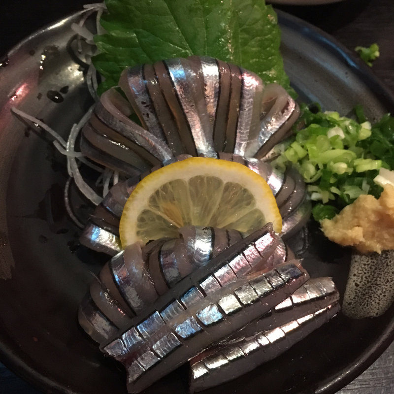 キビナゴの刺身(ぶえんもゆかり )