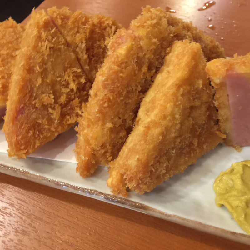 厚切りハムカツ（4枚）(兜町 もつ千 （カブトチョウ モツセン）)