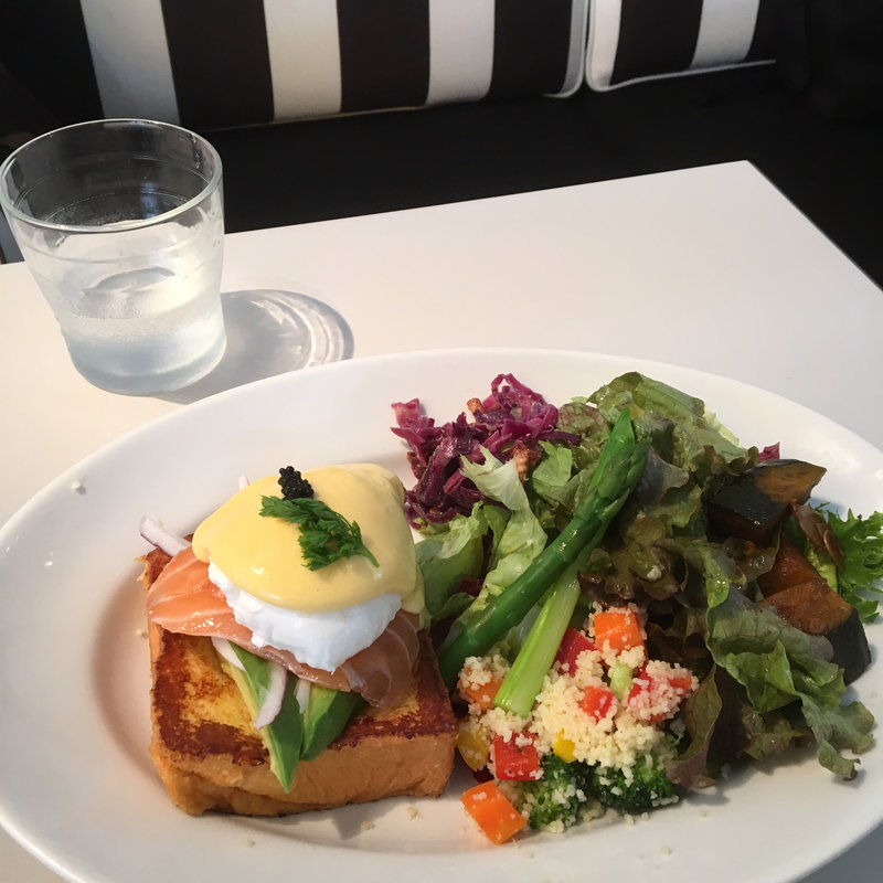 サーモンエッグベネディクト(マーサーブランチエビスヒルサイド)