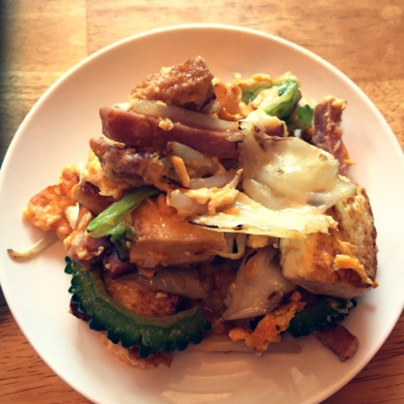 ゴーヤチャンプルー(沖縄ダイニング　な美ら （【旧店名　うつくしま 沖縄】）)