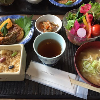 しずくランチ(cafe Ｓｈｉｚｕｋｕ （カフェシズク）)