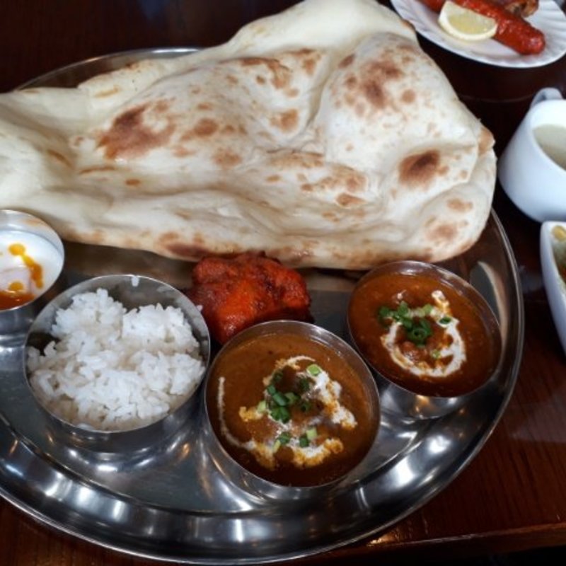 ランチ2種盛りカレーセット(ナマステニッポン )