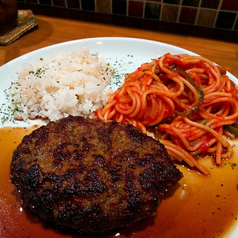照り焼きハンバーグとナポリタン(good table -relax-)