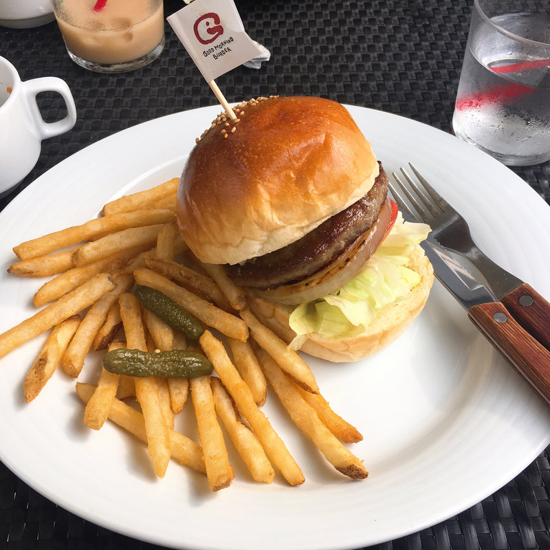 グッドモーニングバーガープレート(GOOD MORNING CAFE & GRILL キュウリ （グッドモーニングカフェ＆グリル　キュウリ）)