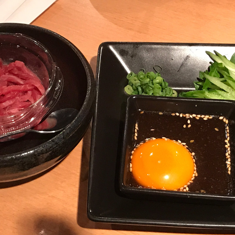 国産牛ユッケ(焼肉屋さかい 京都一乗寺店 （ヤキニクヤサカイ）)