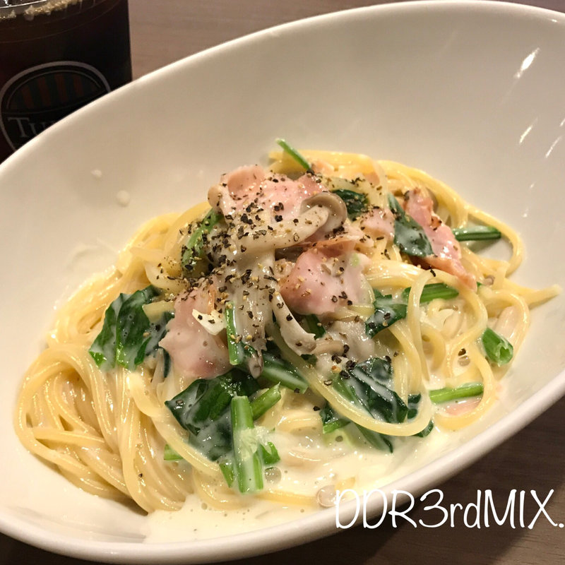 4種のチーズクリームパスタ パストラミときのこ仕立て(タリーズコーヒー 東銀座店)