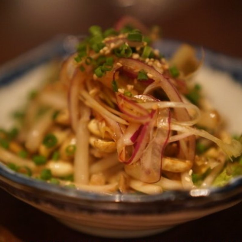 ピーナツもやしのピリ辛ナムル(もやし （moyashi）)