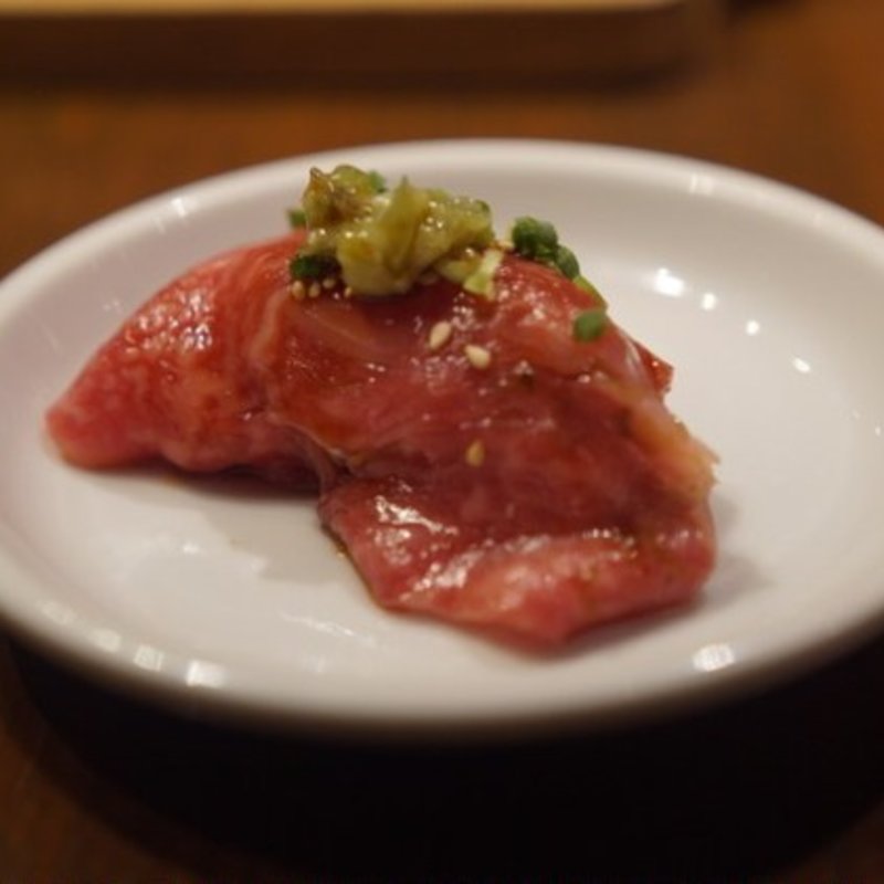 和牛握り(YAKINIKU&WINE TO-KA HANARE)