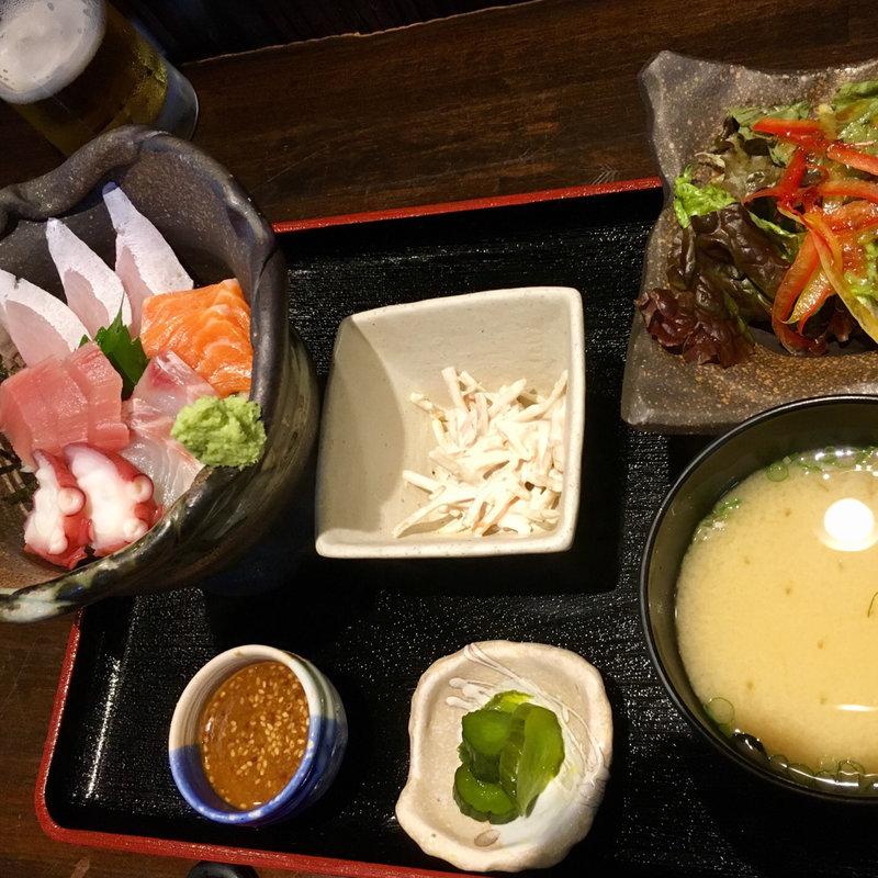 海鮮丼定食(酒佳蔵)