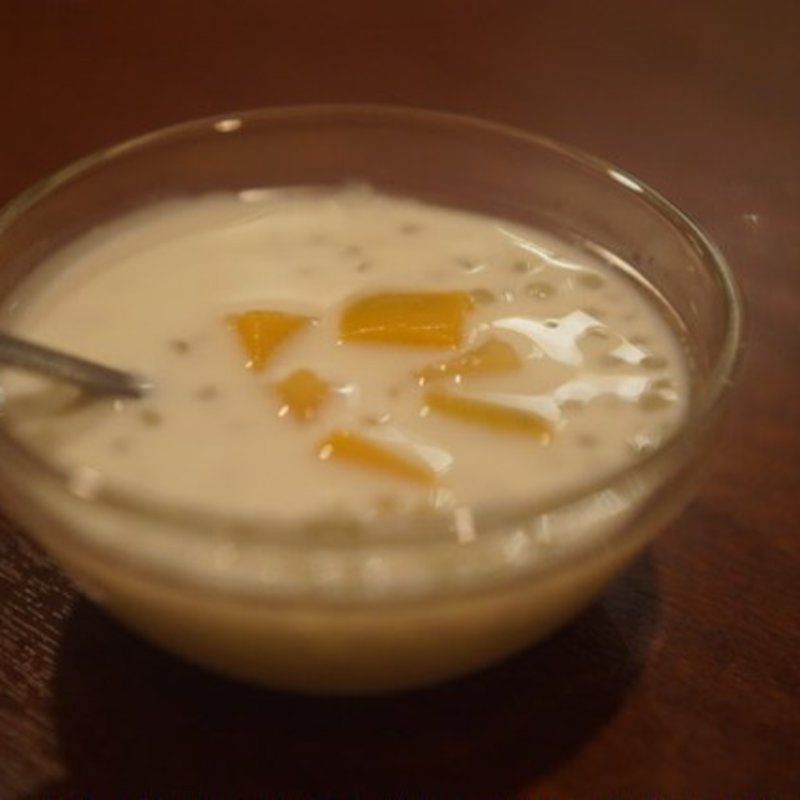 タピオカのスイーツ(本格タイ料理バル プアン 三軒茶屋本店)