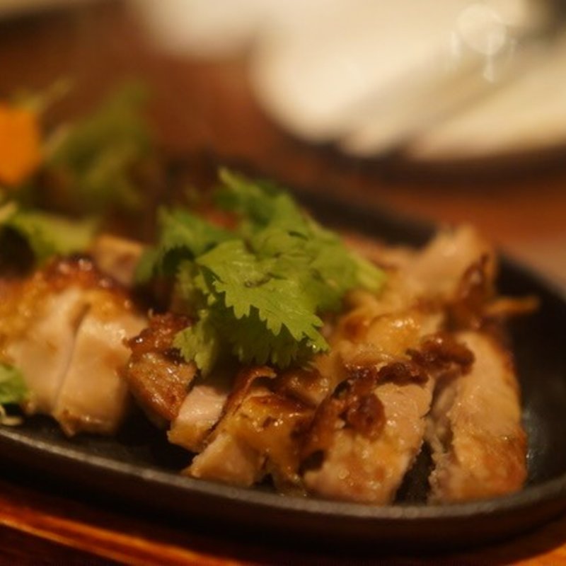 自家製ガイヤーン(本格タイ料理バル プアン 三軒茶屋本店)