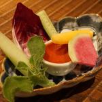 生野菜とトマト味噌(食幹 渋谷)