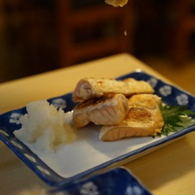 さけのハラス焼き(全国銘酒 たる松 上野店)