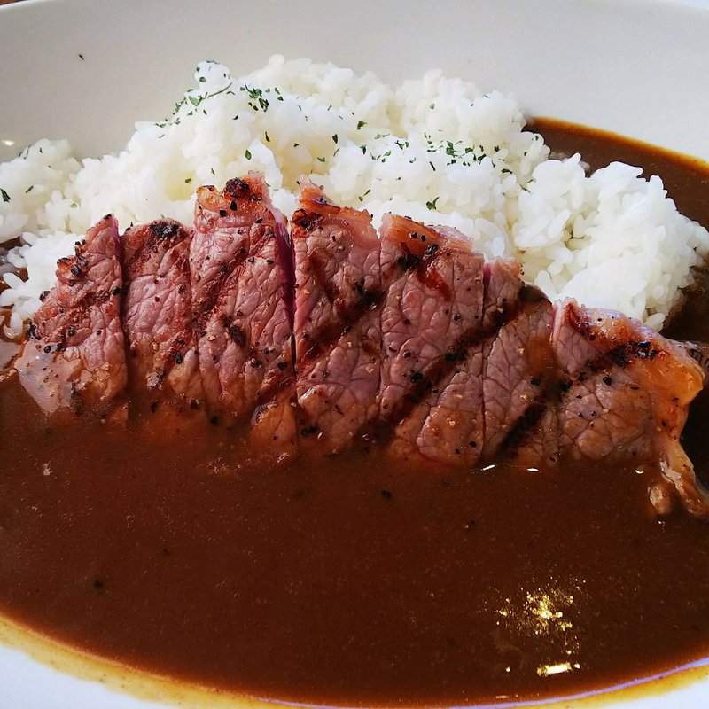 ステーキカレー(ラトルアンドハム )