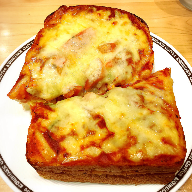 たっぷりたまごのピザトースト(コメダ珈琲店 四ツ橋新町店)