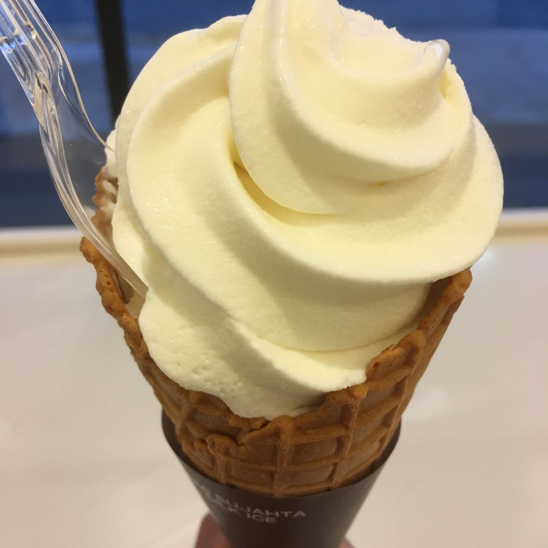 ソフトクリーム(バニラ)(LA VIE EN ROSE ももちボンラパス店)