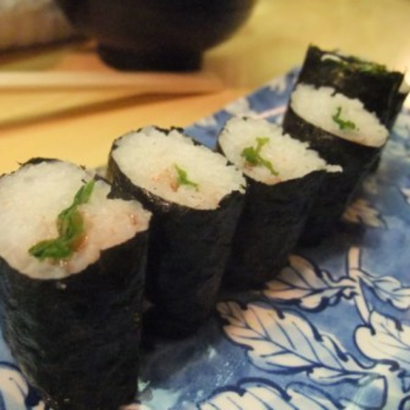 しそ巻き(佐兵衛すし 本店)