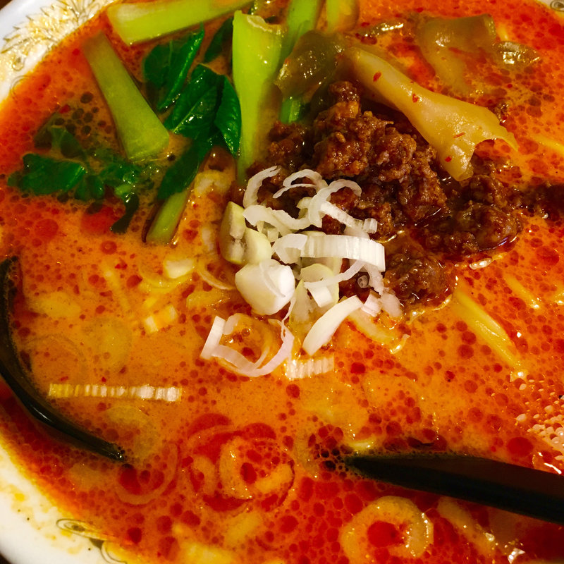 担々麺(元氣餃子 弄堂（ロンタン）)