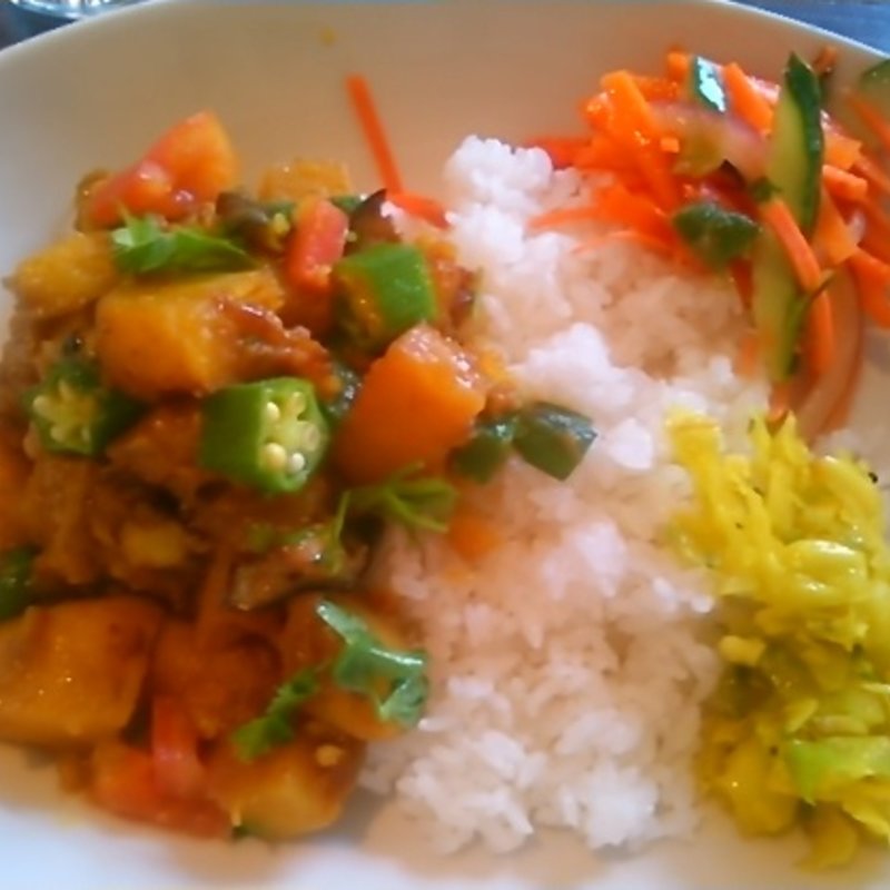 ランチ（ジャガイモ&オクラ&ナスのカレー）(ディラン )