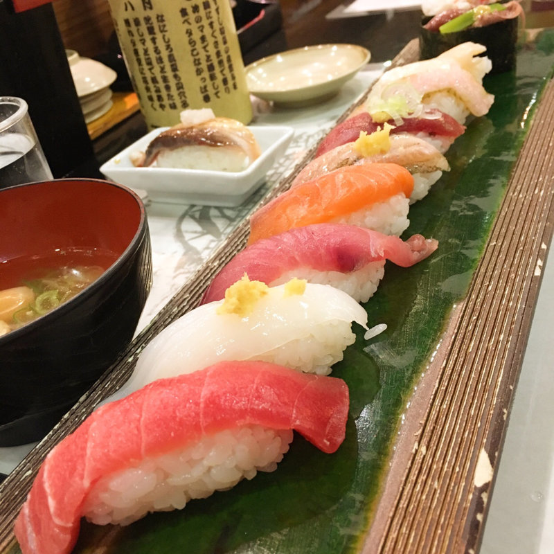 季節の地物盛り(すし玉 金沢駅店 )