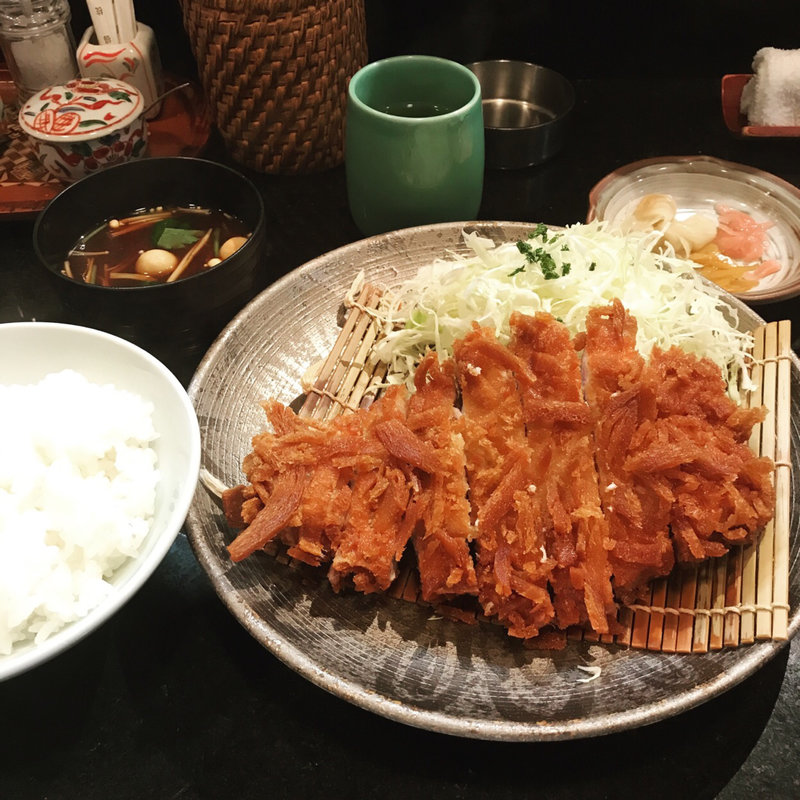 ロースカツ