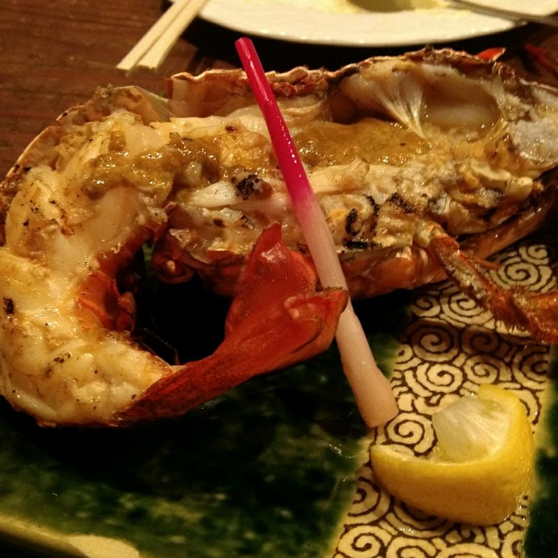 伊勢海老の炭火焼き(Stand Bar Maru)