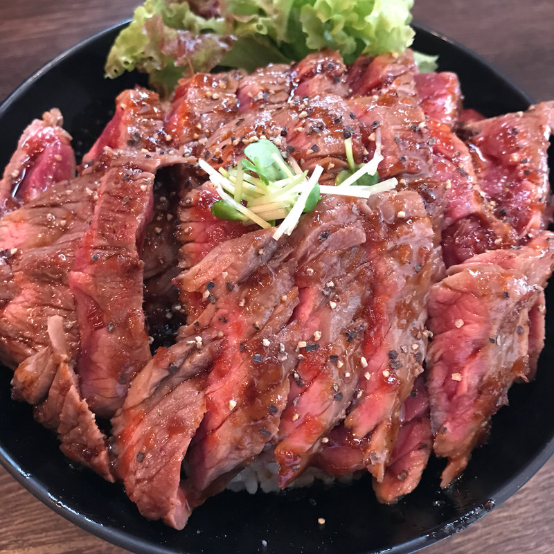 ステーキ丼（大）(Red Rock 名古屋大須招き猫店)
