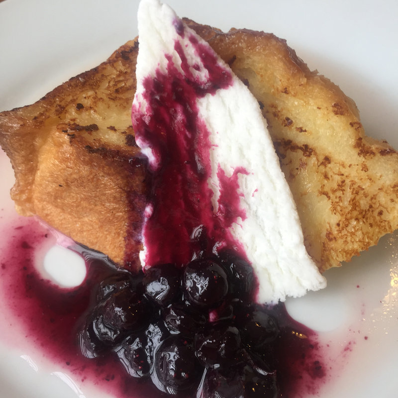 モーニングフレンチトーストブルーベリー(cafe Haru and haru)