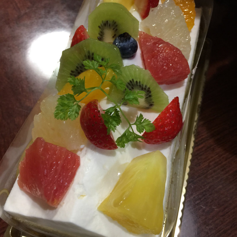 フルーツケーキ(シャトレーゼ 熊本八王寺店 )