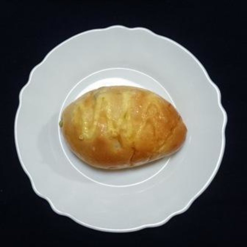 ごろっと野菜の枝豆カレーパン(新橋ベーカリー)