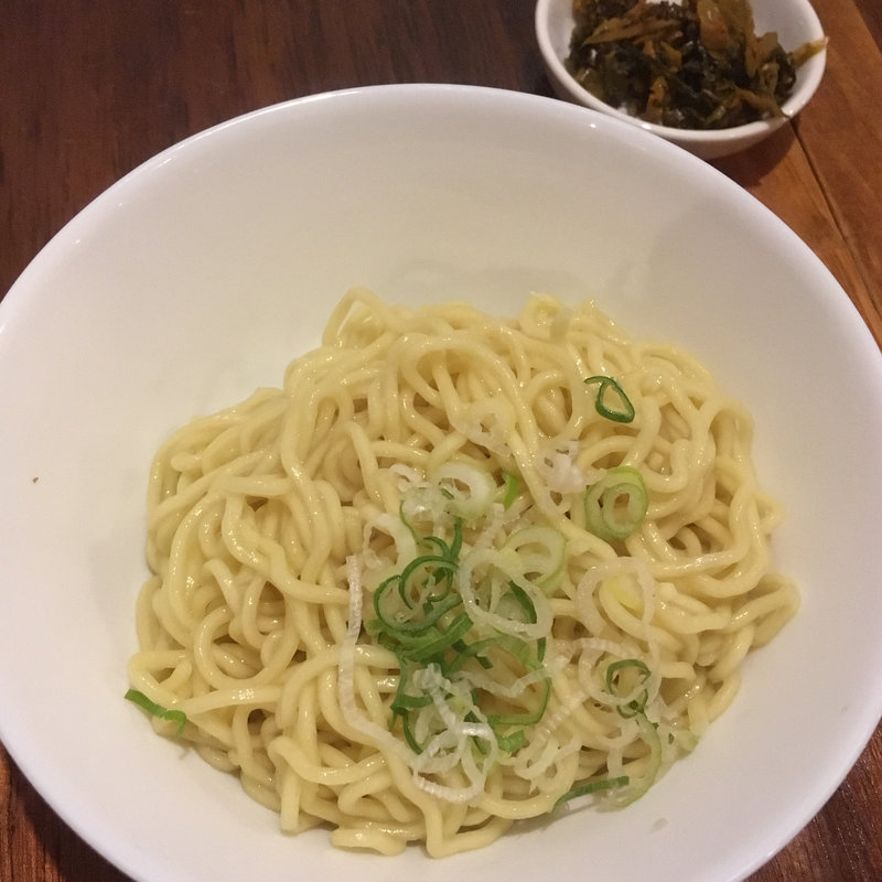 替え玉(ちぢれ麺)(らーめん酒場 八十一(やそいち))