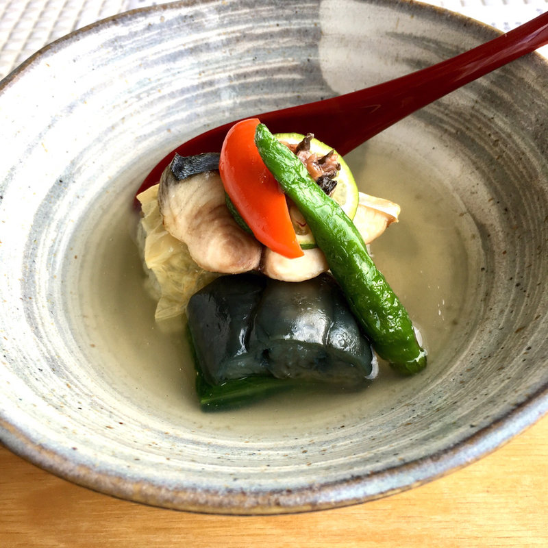 あおさ海苔と蓮根の湯葉巻きご飯 焼き鯖のせ(Relax （リラックス）)