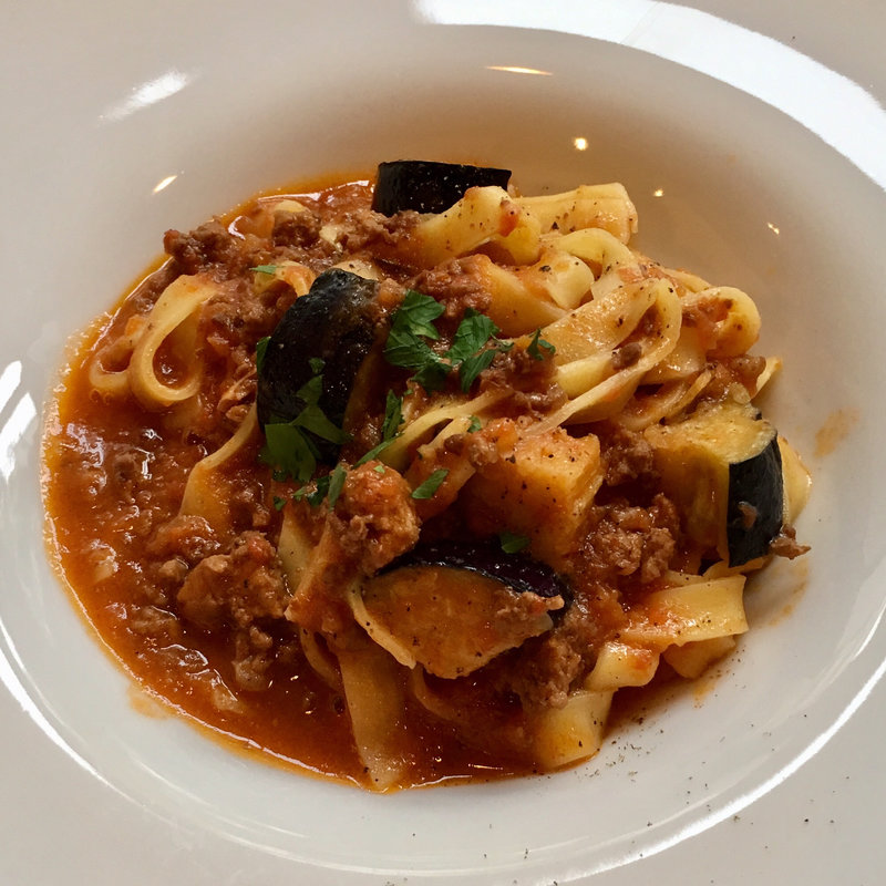 茄子とボロネーゼソースのフェットチーネ(ディアナ アリストンホテル神戸 )