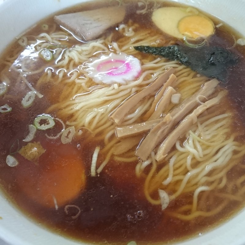 玉子入りそば(一ノ割 大勝軒)