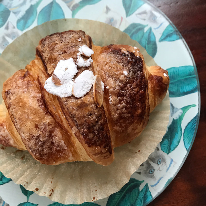 クロワッサン・ショコラ(トシ ヨロイヅカ 東京)