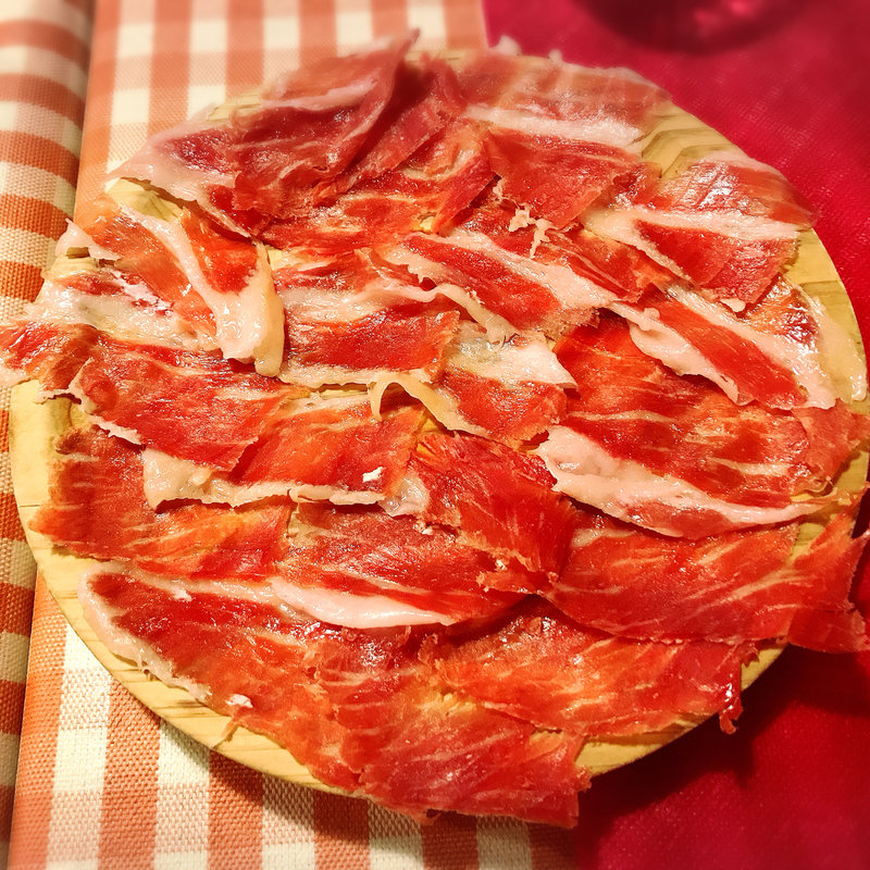 イベリコベジョータ 生ハム(サル イ アモール （Sal y Amor）)