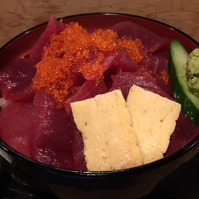 てんこ盛り丼(マグロ卸のマグロ丼の店 )