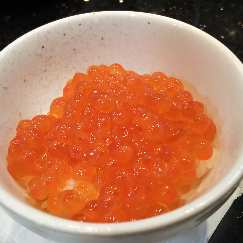 いくらたまごかけごはん(すし銚子丸 武蔵小杉店)