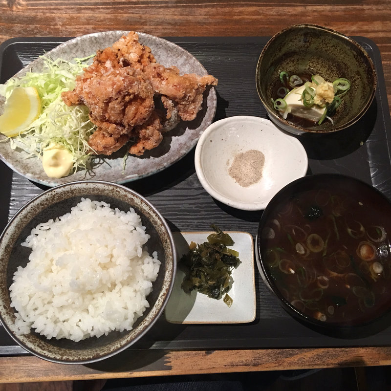 からあげ定食(どんたく酒場)