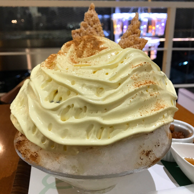 クレーム・パティシエール 〜りんごとパイ〜(銀座のジンジャー 銀座本店)