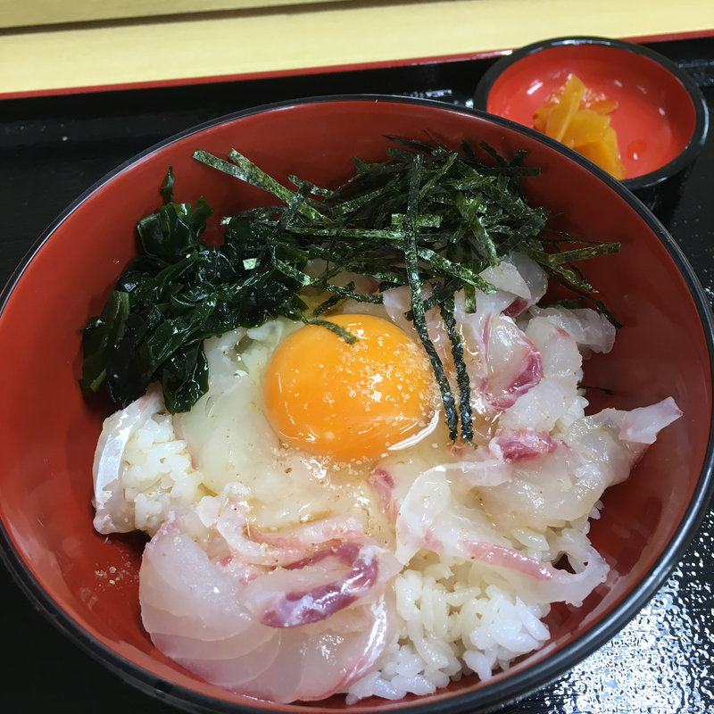 宇和島 鯛めし丼(上)(ほづみ亭 )