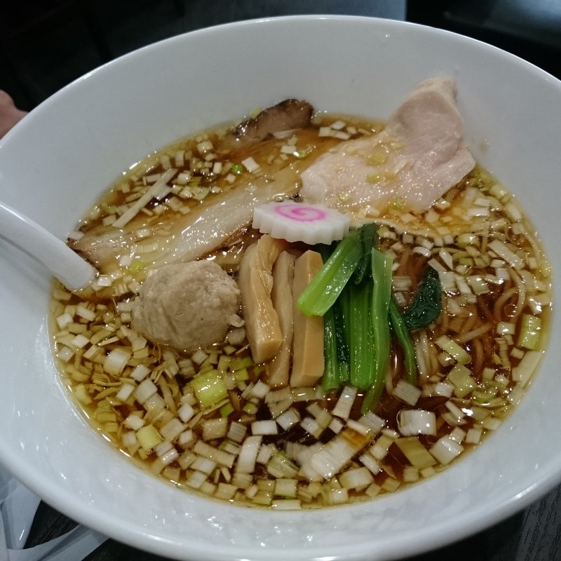 青森シャモロック 醤油中華そば(麺処若武者 草加分店 東北六縣堂)